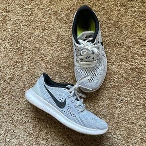 Women’s Grey Nike free